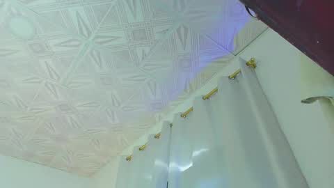 Snapshot of fabi_calde chatting on 01-11-25, 02:04 fabi online show from 01-11-25, 02:04