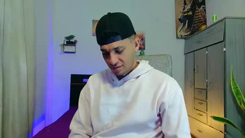 Snapshot of fabi_calde chatting on 09-08-25, 02:38 fabi online show from 09-08-25, 02:38