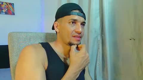 Snapshot of fabi_calde chatting on 11-06-25, 01:06 fabi online show from 11-06-25, 01:06