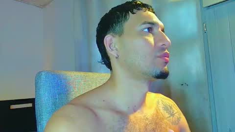Snapshot of fabi_calde chatting on 12-15-25, 01:37 fabi online show from 12-15-25, 01:37