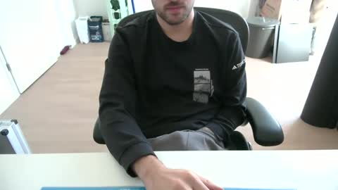 Call me bitch online show from 11-13-25, 11:09