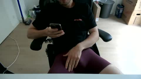 Call me bitch online show from 06-10-26, 03:44
