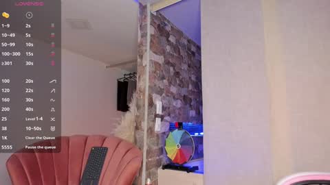 Snapshot of fabianna_laraa chatting on 12-04-24, 07:01 Thianna online show from 12-04-24, 07:01