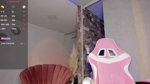 Snapshot of fabianna_laraa chatting on 12-16-24, 08:31 Thianna online show from 12-16-24, 08:31