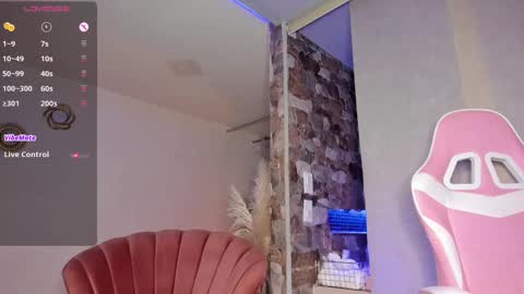 Snapshot of fabianna_laraa chatting on 02-11-25, 11:43 Thianna online show from 02-11-25, 11:43
