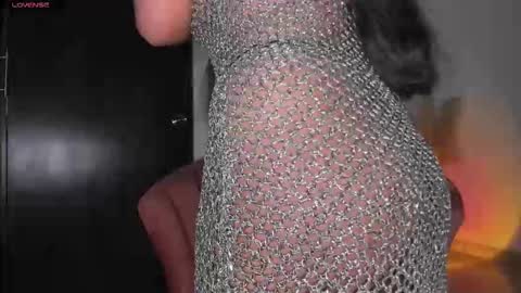 Snapshot of fabianna_laraa chatting on 09-21-25, 10:11 Thianna online show from 09-21-25, 10:11