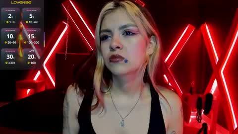Snapshot of fabzy_fab chatting on 06-29-26, 12:27 fabzy online show from 06-29-26, 12:27