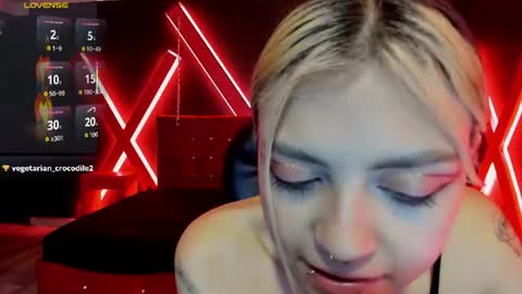 Snapshot of fabzy_fab chatting on 07-10-26, 01:25 fabzy online show from 07-10-26, 01:25