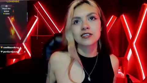 Snapshot of fabzy_fab chatting on 07-22-26, 01:14 fabzy online show from 07-22-26, 01:14