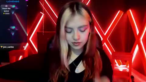 Snapshot of fabzy_fab chatting on 07-28-26, 12:48 fabzy online show from 07-28-26, 12:48