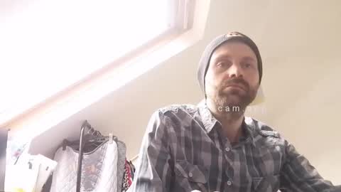 Snapshot of faceless1119 chatting on 09-17-25, 11:23 Faceless1119 online show from 09-17-25, 11:23