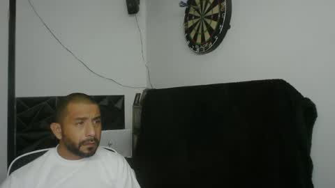 Snapshot of faded805 chatting on 06-19-26, 12:31 Mark online show from 06-19-26, 12:31