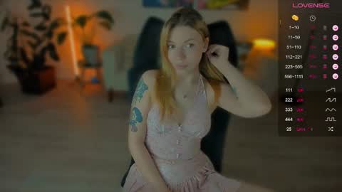 Snapshot of fairy_lele chatting on 06-24-26, 02:10 fairy_lele online show from 06-24-26, 02:10