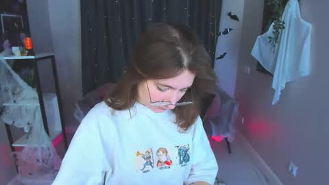 Snapshot of fairy_tara chatting on 10-23-25, 05:40 Tara online show from 10-23-25, 05:40