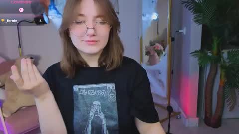 Snapshot of fairy_tara chatting on 10-24-25, 05:48 Tara online show from 10-24-25, 05:48