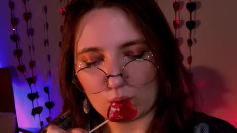 Snapshot of fairy_tara chatting on 02-15-26, 02:52 Tara online show from 02-15-26, 02:52