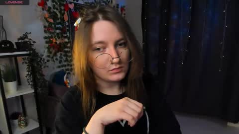 Snapshot of fairy_tara chatting on 02-21-26, 02:29 Tara online show from 02-21-26, 02:29