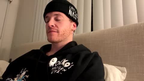 Snapshot of fairybae5 chatting on 01-28-25, 09:30 Travis online show from 01-28-25, 09:30