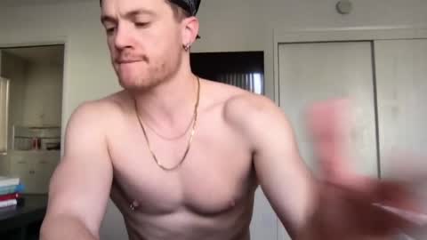 Snapshot of fairybae5 chatting on 02-27-25, 11:59 Travis online show from 02-27-25, 11:59