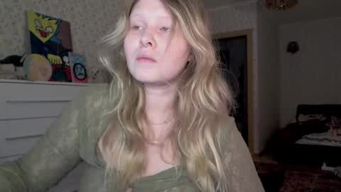 Snapshot of fairydreams_ chatting on 12-16-25, 09:09 Arisha online show from 12-16-25, 09:09