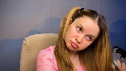 Ilona online show from 02-17-26, 10:34