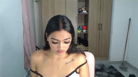 fairylatin online show from 01-10-25, 08:07