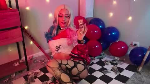 Snapshot of falinecrosthwaite chatting on 09-25-25, 07:39 Kaori online show from 09-25-25, 07:39