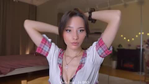 Snapshot of falinecrosthwaite chatting on 02-20-26, 07:25 Kaori online show from 02-20-26, 07:25