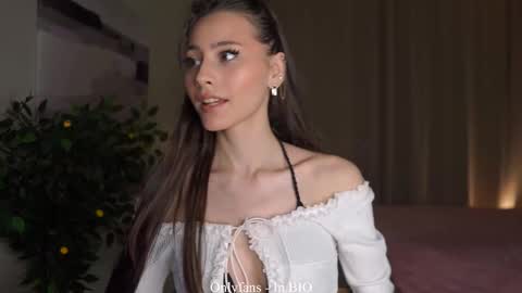 Snapshot of falinecrosthwaite chatting on 02-21-26, 07:15 Kaori online show from 02-21-26, 07:15