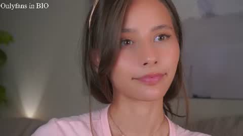 Snapshot of falinecrosthwaite chatting on 07-16-26, 08:15 Kaori online show from 07-16-26, 08:15