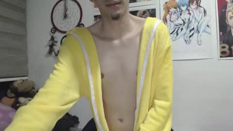 Snapshot of fall_dutt chatting on 10-09-25, 06:44 fall_dutt online show from 10-09-25, 06:44