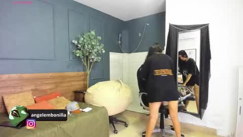 Megan    630  1330 -5 online show from 03-18-26, 11:46