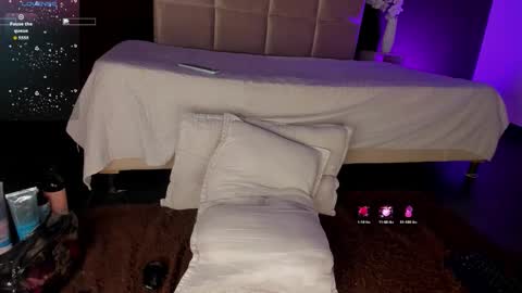 Snapshot of fallon_11 chatting on 01-14-26, 08:25 Fallon online show from 01-14-26, 08:25