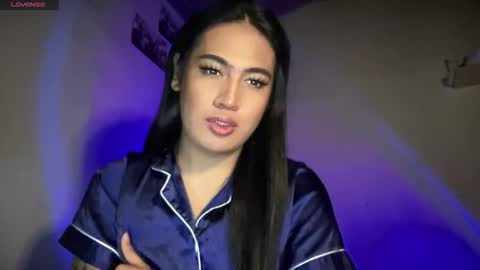 Snapshot of fallon_empress chatting on 12-23-25, 01:25 callmecindy online show from 12-23-25, 01:25