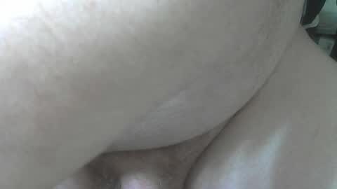 Snapshot of falso_aleatorio chatting on 12-17-25, 04:40 Fake Random online show from 12-17-25, 04:40