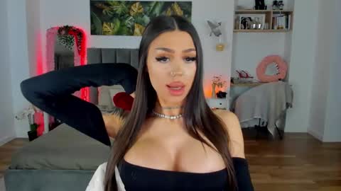 Snapshot of fancy_t33_n chatting on 01-15-26, 12:04 Jennifer online show from 01-15-26, 12:04