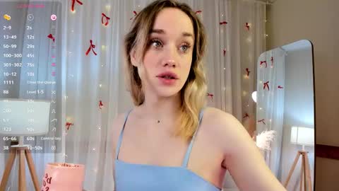 Snapshot of fancyamelia chatting on 01-09-26, 05:43 fancyamelia online show from 01-09-26, 05:43