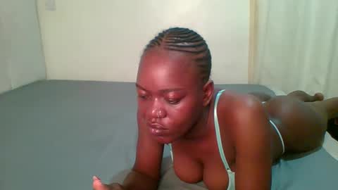 Snapshot of fancyfingers_ chatting on 12-04-24, 12:19 fancyfingers1 online show from 12-04-24, 12:19
