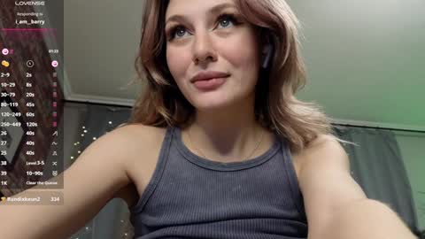 Snapshot of fancymeee chatting on 01-18-25, 02:02 fancymeee online show from 01-18-25, 02:02