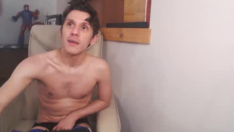 Snapshot of fanfriction chatting on 02-11-26, 08:30 Fan Friction online show from 02-11-26, 08:30