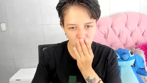 FANNY online show from 10-31-25, 04:02