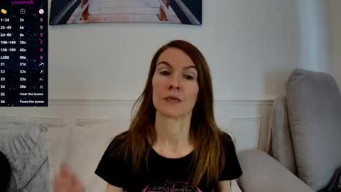 Fanny online show from 05-04-26, 10:55