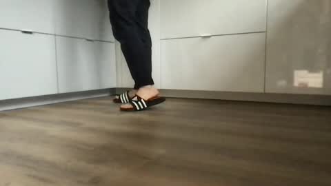 Alex online show from 10-15-25, 08:25