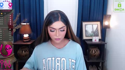 Snapshot of fantacyoflove chatting on 12-17-24, 08:45 YASI online show from 12-17-24, 08:45