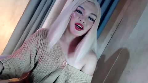 DANIELLA - DONT FORGET TO GIVE ME A THUMBSU UP online show from 05-22-26, 10:37