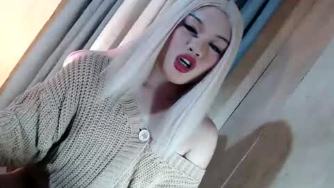 DANIELLA - DONT FORGET TO GIVE ME A THUMBSU UP online show from 06-25-26, 12:54