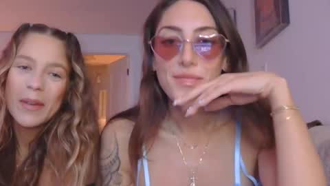 Snapshot of fantasy4uxxx chatting on 10-13-25, 04:56 fantasy4uxxx online show from 10-13-25, 04:56