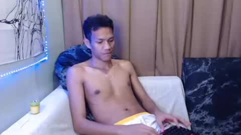 Snapshot of fantasy_davidxx chatting on 11-11-25, 03:12 David online show from 11-11-25, 03:12