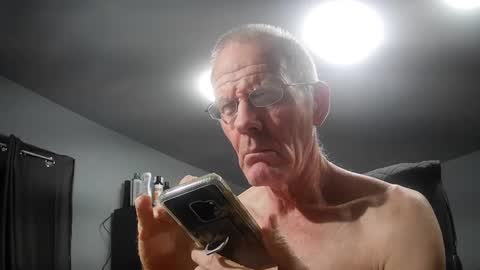 fantasyresort online show from 10-14-25, 02:56