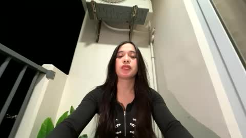 AMANDA  online show from 05-18-26, 03:51